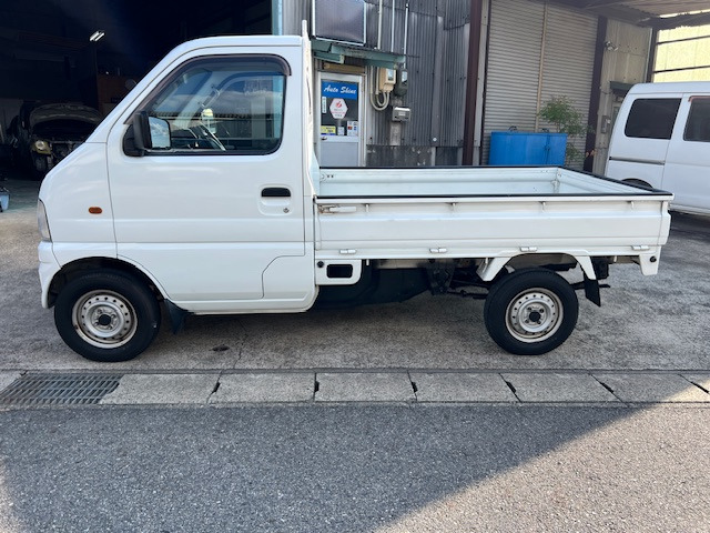 �m�[�}���ԗ�