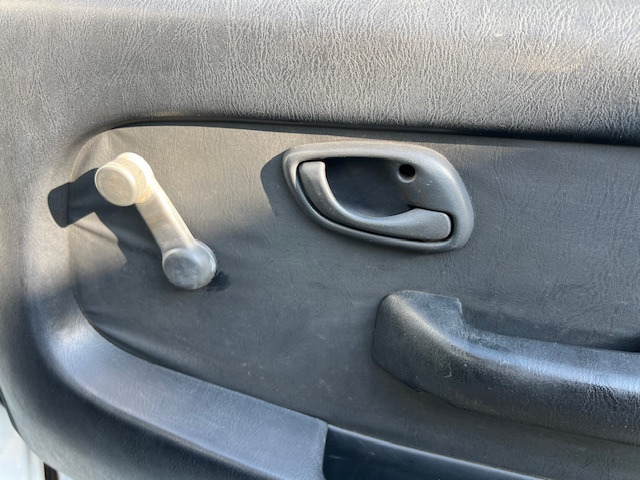 ���K���X�͉��������蓮�^�C�v