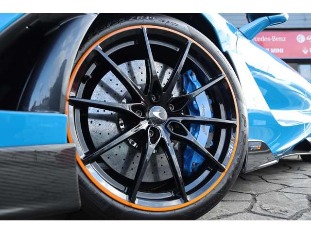 �E���g�����C�g�E�F�C�b��AW�E�z�C�[�������h��(�}�N���[�����E�I�����W)