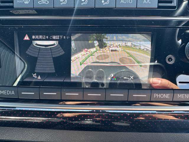 ����^�͂����Ƀo�b�N�J�������ڂ�܂���