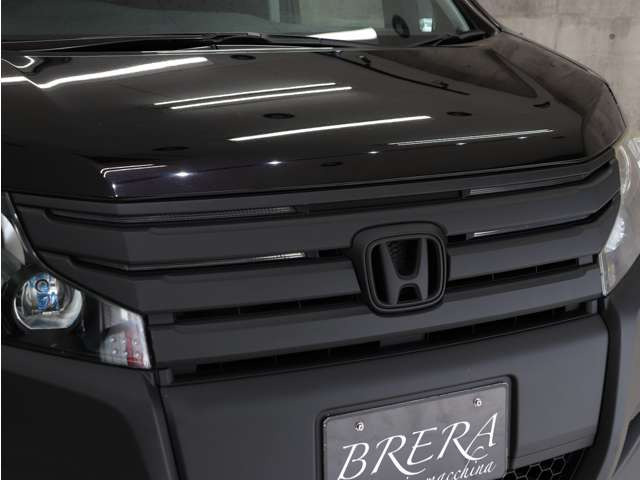 �t�����g�O�������}�b�g�u���b�N�ɓh�蕪���y�C���g���Ă���܂��B