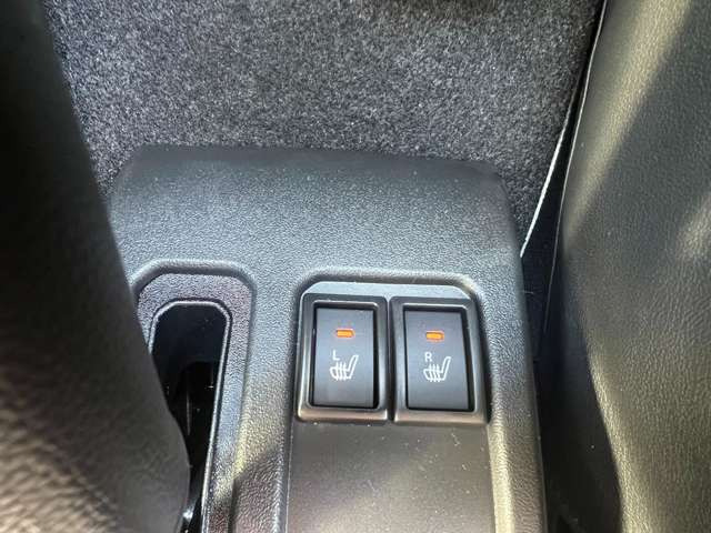 付いててうれしい前席シートヒーター♪