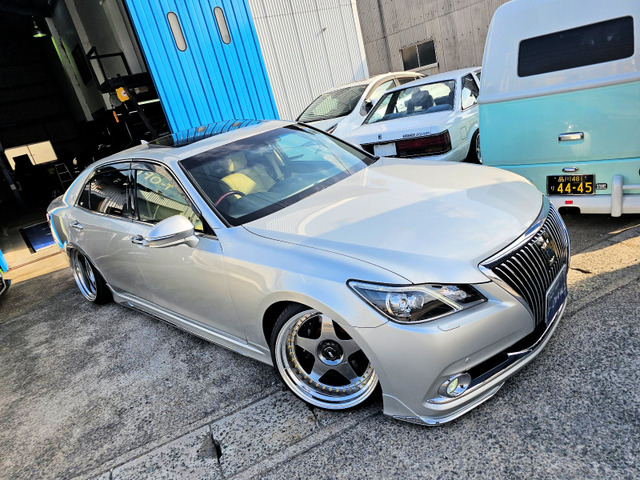 クラウンマジェスタ(トヨタ) 中古車画像