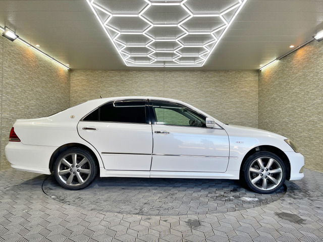 ☆高速道路来店アクセス☆千歳・苫小牧方面からお越しの場合、新川IC出口よりすぐ右折、新川通り15分ほど進み、突き当りT字信号を右折、一つ目の細道(信号なし)を右折し、100mほどで右手に当店がございます。