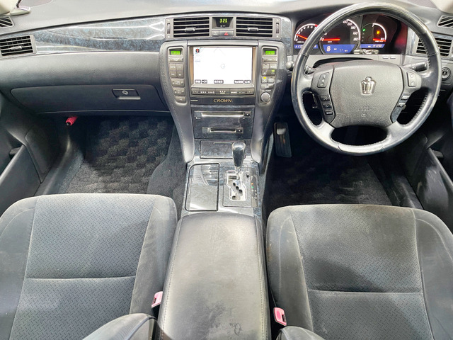 お店まで遠いからと諦める前に!全国納車可能です!遠方販売実績多数あり!現車を見ないでご購入されるお客様のご不安な点を一掃出来るように案内させて頂きます。ご遠方のお客様も安心してご連絡下さい!