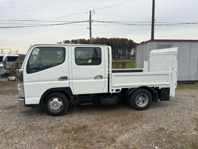 キャンター3.0 ダブルキャブ 全低床 STD ディーゼル