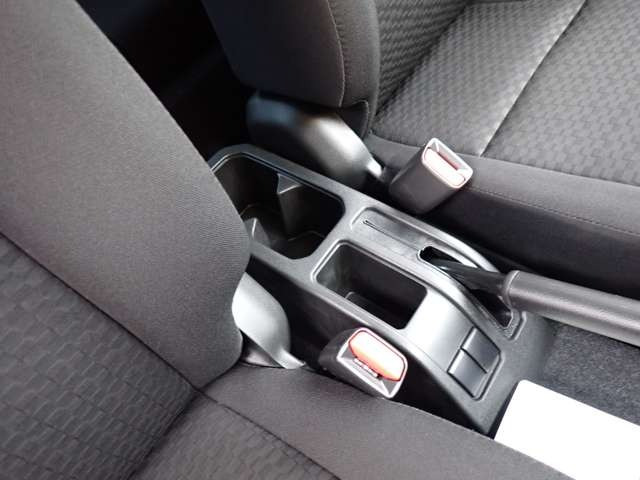 ☆ご契約から納車まで担当営業を中心に、各スタッフ全員協力の上、迅速に進めさせていただきます。契約後車庫証明等の手続き中に、納車前車検又は点検をさせて頂き、ベストな態勢で納車の準備をさせて頂きます☆