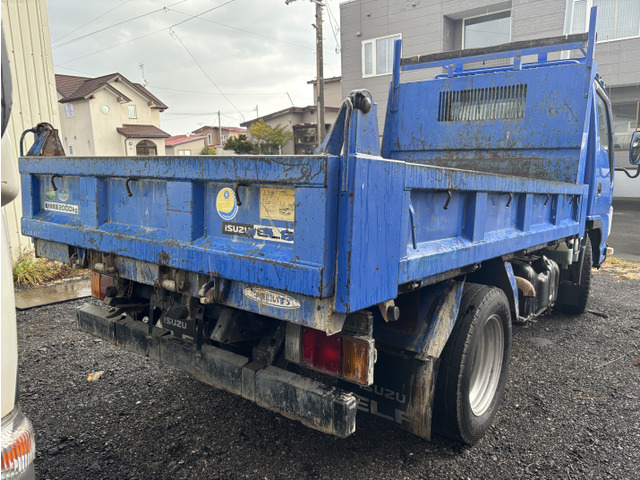 ���Ђł͎ԗ��̓h���E�ˑ����������Ă���܂��̂� ���C�y�Ɏ��q�E�[�ԁE�����E����Ȃǂ��₢���킹�������B �܂��A���X�̉c�Ƃ�9������18���܂łƂȂ��Ă���܂��B