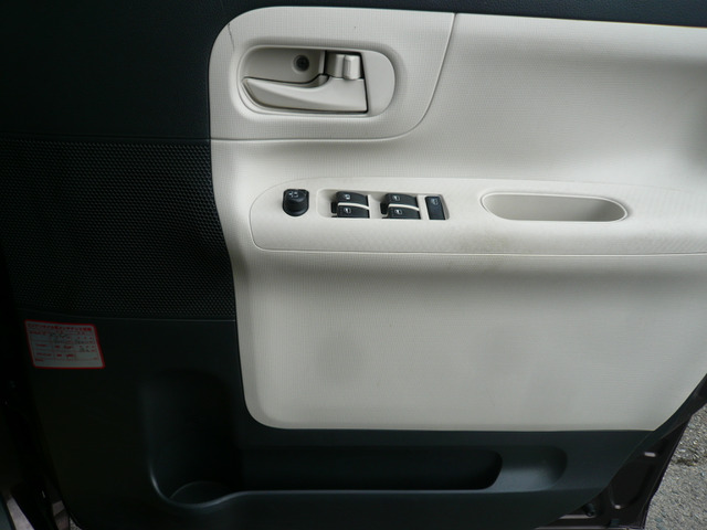 �h�A�|�P�b�g�ɂ����[�X�y�[�X����܂���