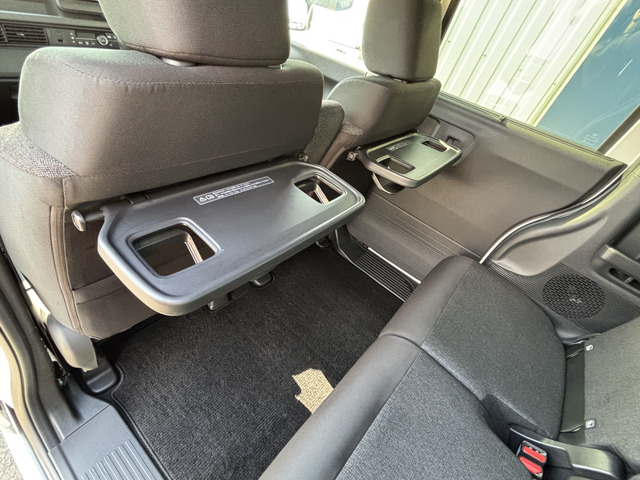 �V�[�g�o�b�N�e�[�u��