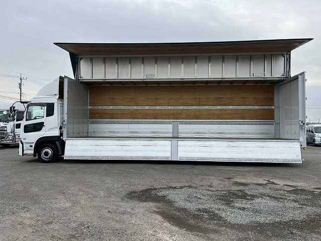 ���G�X�R�b�g�Y!��390�n�́E�^�[�{!��R1-�N�I���E�A���~�E�C���O