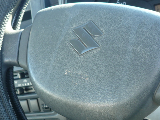 運転席エアバック☆ 事故の時、運転手の身を守ります!