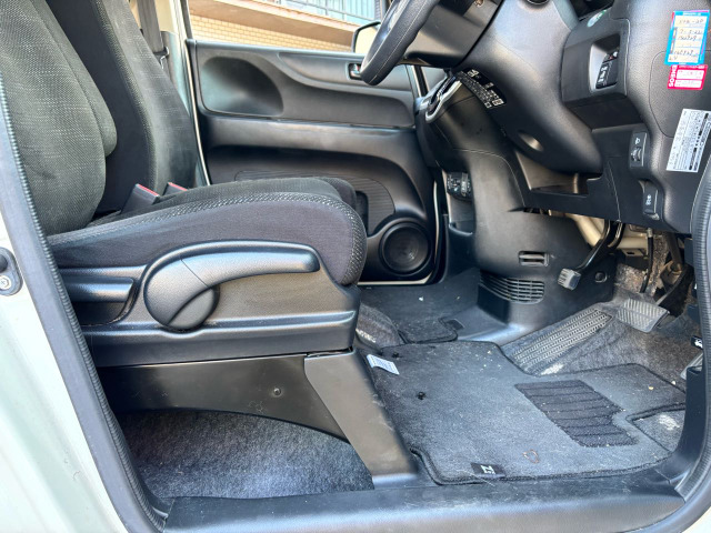 �Ō�܂œ��X�̎ԗ������������������肪�Ƃ��������܂�!�F�l�̋C�ɓ���1������񋟂����Ă��������A���i�����t���������ł���΂Ǝv���Ă���܂�!�����X�̍ۂ͂��C�y�ɂ��A����������(*'&omega;'*)