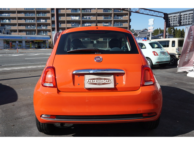 ガラスコーティングがおすすめです。施工すると輝きが違いますし、キレイが長続きします。メンテナンスをあまりしない方にはもってこいなんです。