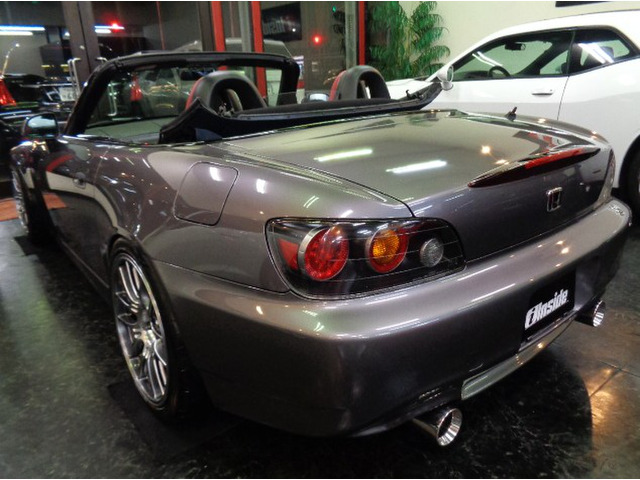 ���[�����b�N���^���b�N�J���[&AMUSE�d�l�G�A��&���b�h�u���b�N�R���r���U�[�V�[�g�C���e���A&�d���I�[�v���u���[�y�K���X�X�N���[��&HID���C�g&LED�e�[��&ETC���h���X�A�b�v�d�l�Ԃł�