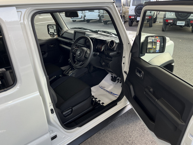 �V�[�g�ɂ͑傫�ȃV�~��؂�Ȃǂ��Ȃ��Y��ȓ����ł�!!