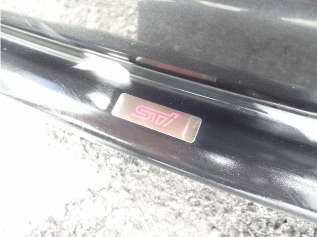 �����X�̔��ԗ��͕��Б�\�ɂ��S��100�L���𒴂��鋗���̎��^�]�����{��