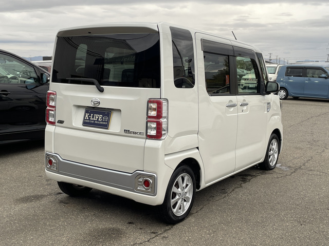 �y�x�����z���i�X�z���Ԃ������������܂��āA���ɗL�������܂��B�݌Ɏԗ��ɂȂ�܂��̂ŁA���񂲓s���̋X�������ɁA���ɗ��ĉ������B���X�\��������ƁA���ē����X���[�Y�ł��B