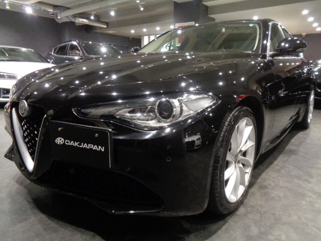 ジュリア(アルファロメオ) 2.0 ターボ スーパー　2.0ICターボエンジン8速パドルSホワ 中古車画像
