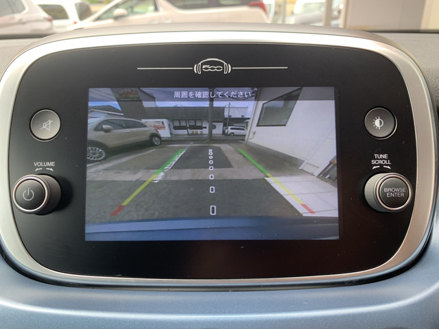 ���Ԃ����ȕ��ł����S�̃J���[�K�C�h���C���t�o�b�N�J��������������Ă���܂��B