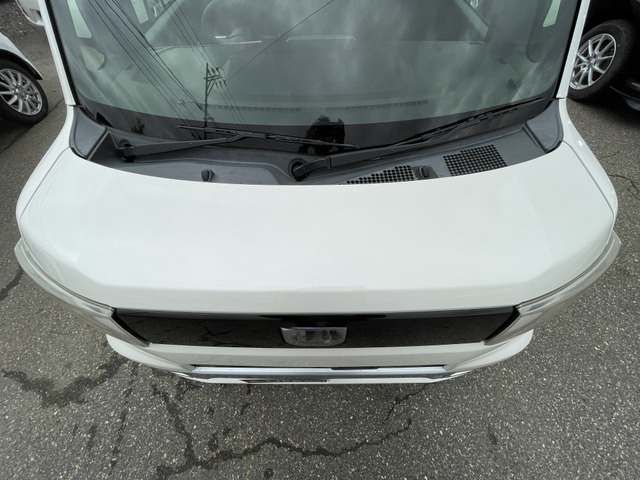 �y�x�����z���i�X�z���Ԃ������������܂��āA���ɗL�������܂��B�݌Ɏԗ��ɂȂ�܂��̂ŁA���񂲓s���̋X�������ɁA���ɗ��ĉ������B���X�\��������ƁA���ē����X���[�Y�ł��B