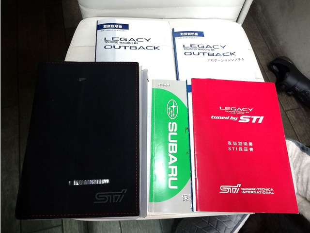 ���ƊE�𒷂��ł����w��������d�グ�Ă��q�l�Ɍ�[�Ԃ����Ē����x���ɁA���X�ς��ʁw��сx�Ɓw�y�����x�����������Ē����Ă���܂���