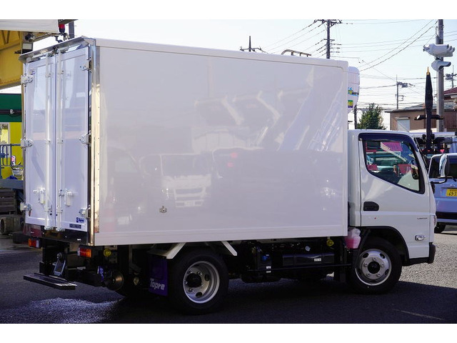�o���E�g���b�N���A���݌�200��ȏ�!!���Ђ�HP�����񂲗����������Bhttp://www.vantruck.co.jp/index.htm