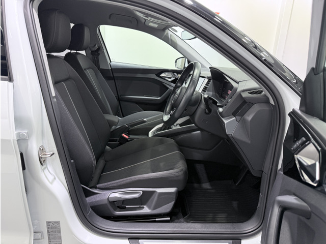 ★お客様のご要望に合わせて万が一の故障でも全国正規ディーラーで無償修理が受けられる最長2年有効な保証もご用意しております。業界最多水準の保証範囲で、走行距離や修理回数上限額無しの保証です。