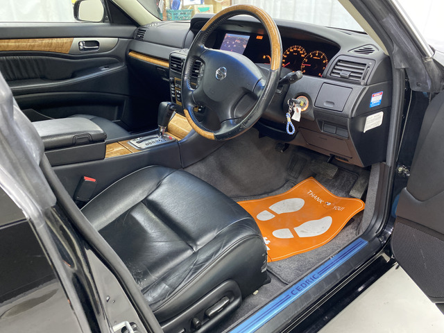 �y�W���ԗ��ɂ��āz �ቿ�i���������邽�߁A���ׂȏ��Ȃǂ͏C�������ɓW�����Ă���ꍇ���������܂��B�ł��邾�������������Ē����悤�ɂ��Ă���܂����A���s���ȕ��̓X�^�b�t�܂ł��q�˂��������B