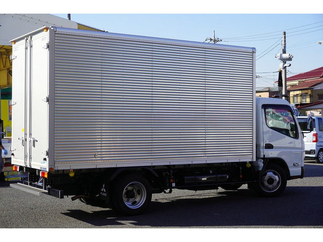 �o���E�g���b�N���A���݌�200��ȏ�!!���Ђ�HP�����񂲗����������Bhttp://www.vantruck.co.jp/index.htm