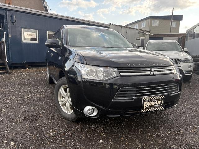 アウトランダーPHEV(三菱) 2.0 G ナビパッケージ 4WD　ETC バックカメラ レーンアシスト 中古車画像