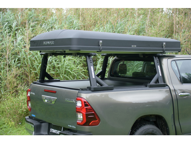 ルーフテントはiKaMPERのSKYCAMP3.0!4人家族対応の大型モデル!