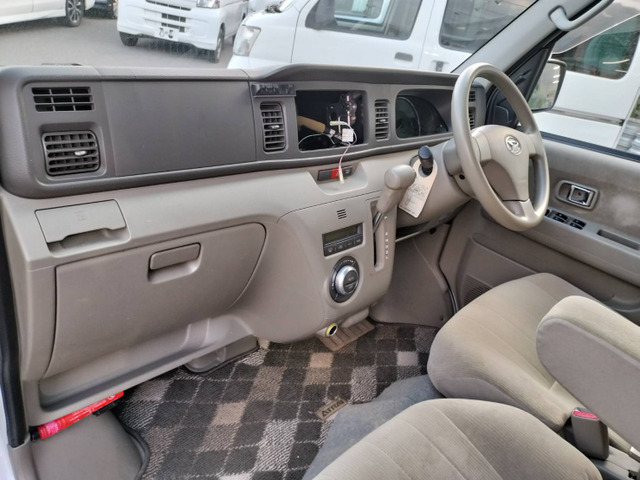 ���Ԃ̎��Ȃ牽�ł������k���������B����������������T�|�[�g�����Ē����܂��B�����A�������邨�ԁA�s���Ԃ��������܂����炲���k���������B���X�ɕ����Ȃ��悤�Ɋ撣�Ă܂�!!