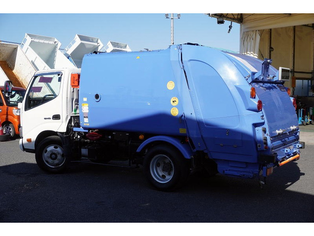 �o���E�g���b�N�Ƃ���1��1��d�l�̈قȂ镨�����A���m���Ɋ�Â�������₷�����������Ē����܂��B