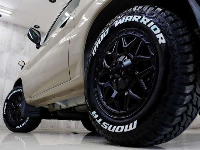 �V�i�ЊO�A���~�z�C�[���ɐV�i�z���C�g���^�[�}�b�h�e���[���^�C���𑕒����A�N�e�B�u�ȕ��͋C�Ɏd�オ��܂����B