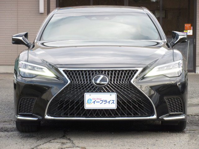 LS500h エグゼクティブ 4WD