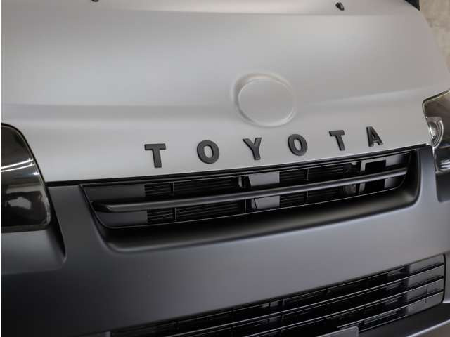 �O������G���u�������}�b�g�u���b�N�ɓh�蕪���y�C���g���{���A�t�����g�t�F�C�X���������߂���ۂ�^���Ă���Ă��܂��B