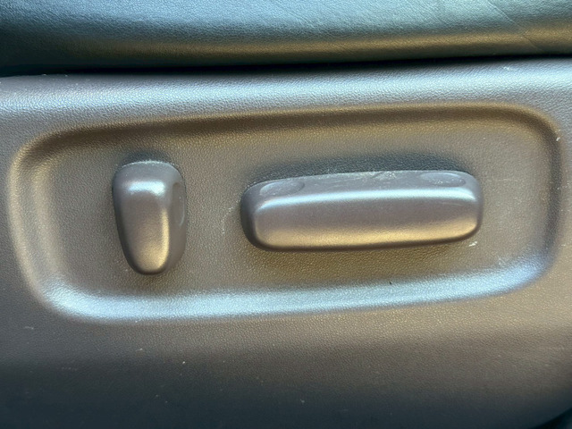 �y�p���[�V�[�g�z �p���[�V�[�g�����ł��D�݂̃h���C�r���O�|�W�V�����ɐݒ�\�ł��B