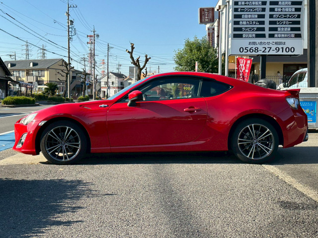 �y�����^�J�[�z ���Ђł̓����^�J�[�݂̑��o���E�����Ԃ̔C�ӕی����s���Ă���܂�!�܂��A���b�J�[�������\�ł��̂ŋ}�Ȃ����������\�ł�!