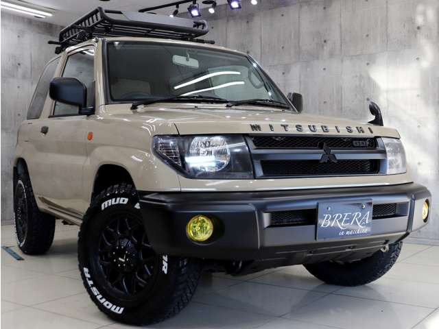 �ǂ̊p�x���猩�Ă��A���͂̃t�H�����Ɏd�オ���Ă���܂��B