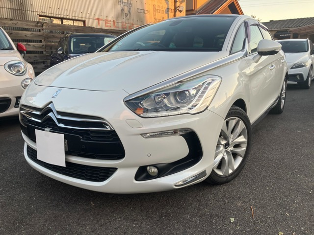 DS5(シトロエン) シック　茶革 パワーシート 純正17インチAW 中古車画像
