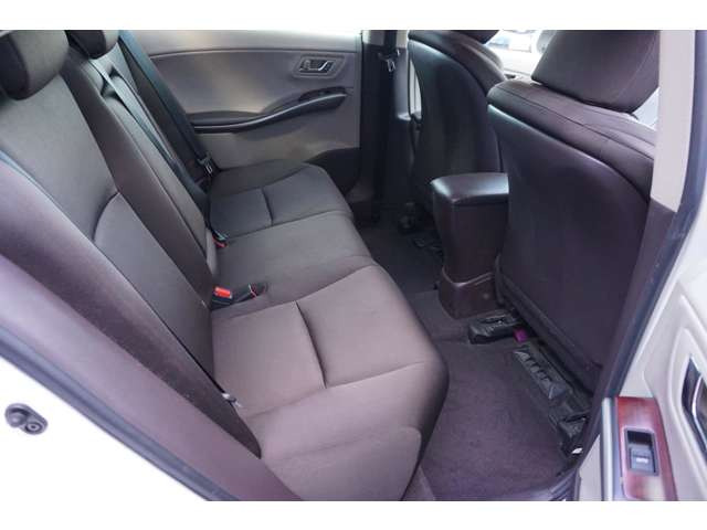 �㕔���ȁ��V�[�g�������X�y�[�X����Ƃ肠��!���낰�܂���