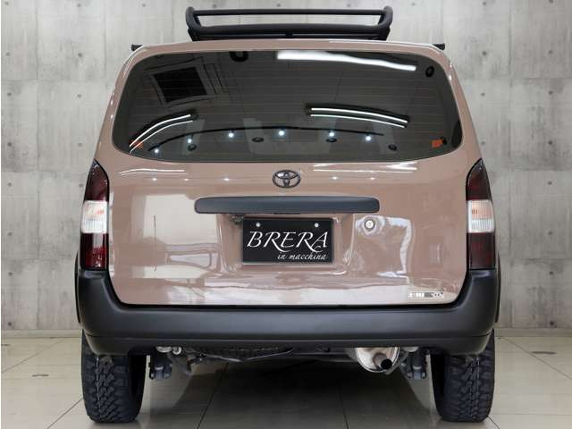 ���A�r���[�����݊��̂��郏�C���h�Ŕ��͂̃t�H�����Ɏd�オ���Ă���܂����