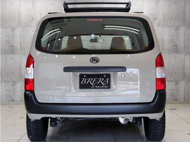 ���A�r���[�����݊��̂��郏�C���h�Ŕ��͂̃t�H�����Ɏd�オ���Ă���܂����