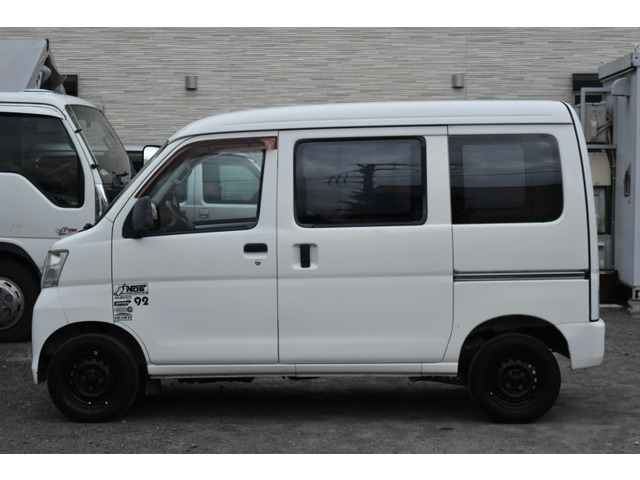 ��������ƌ��Ԃ�ڂł݂ăG���W����t���Č��I�d��������Ă��܂�!