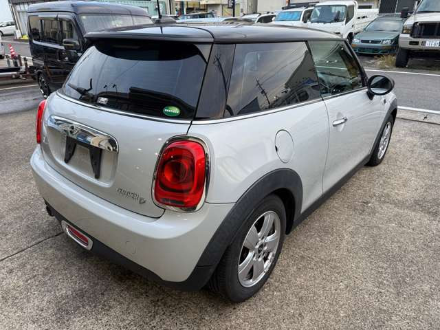 ミニクーパー D