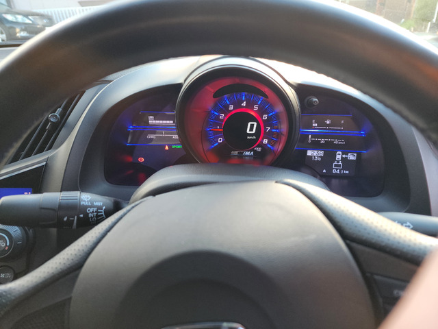 �ԐF�X�|�[�c���[�h���s