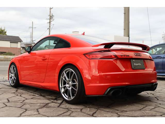 �ǉ��J�X�^�������C�y�ɂ��₢���킹���������B