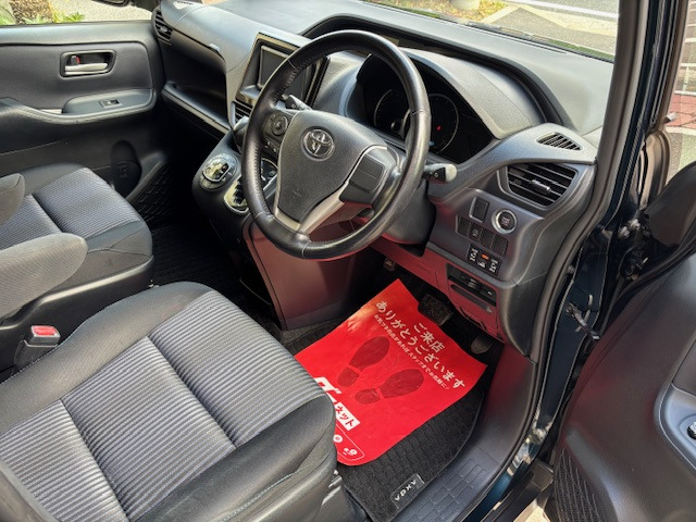 �����̒����炲���������肪�Ƃ��������܂��B �݌ɎԑS�ă��[���N���[�j���O�E�R�[�e�B���O�{�H�����̑��I�C�������A�_�������{���[�Ԓv���܂��B ���s���ȓ_�Ȃǂ���܂�����A���C�y�ɂ��A�����������B  �S���o�^�[�ԉ\