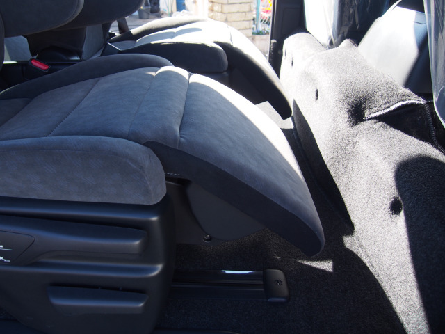 オートローンも数社取り扱っております。遠方のお客様でもお電話口だけでのローン審査も可能です!